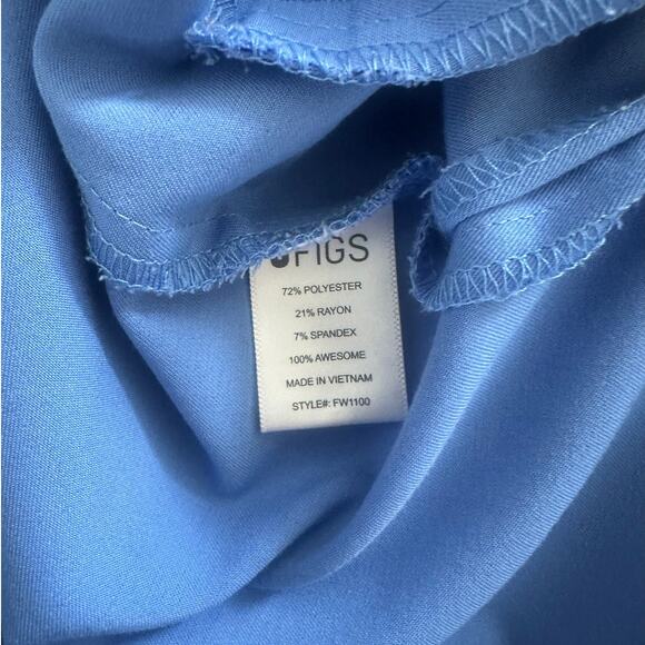 Figs Casma Ceil Blue Three-Pocket Scrub Top Size Small - Picture 5 of 6